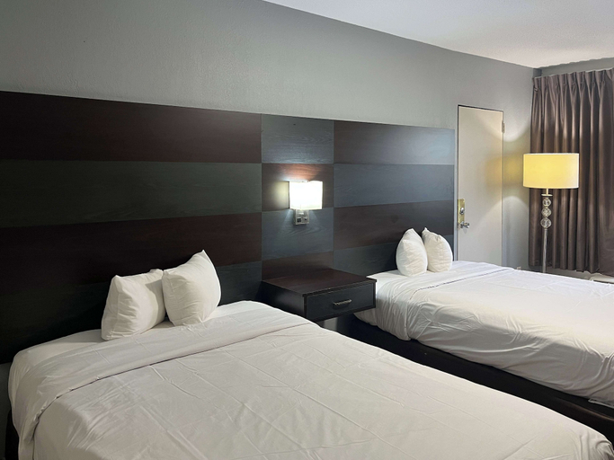 Bedroom 3, Studio 6 Charlotte, NC – Airport South, Mecklenburg
