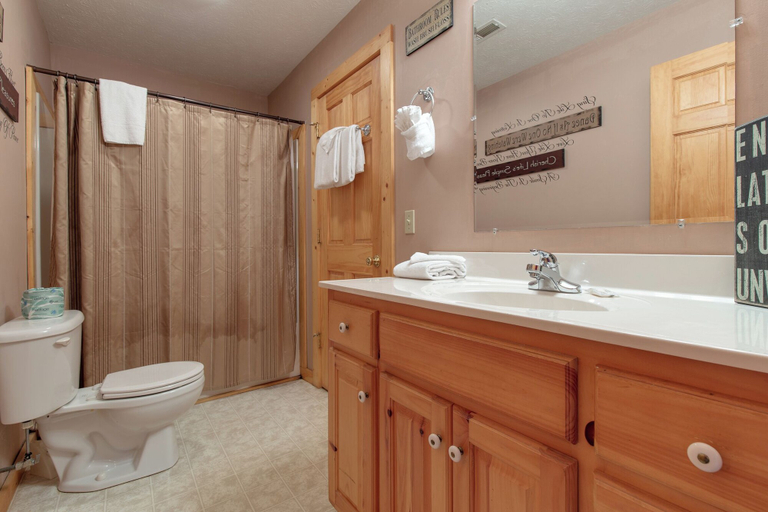 Bathroom, Americana by Jackson Mountain Rentals, Sevier