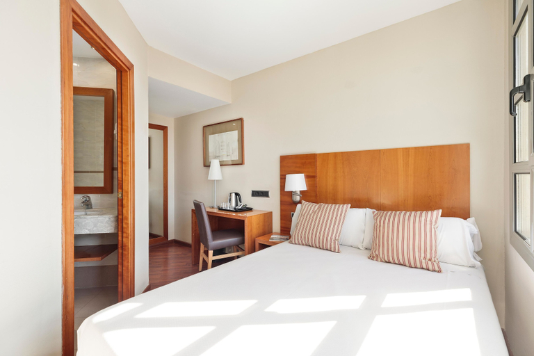 Bedroom 3, Best Aranea, Barcelona