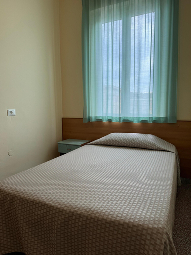 Bedroom 2, Hotel Valente, Chieti