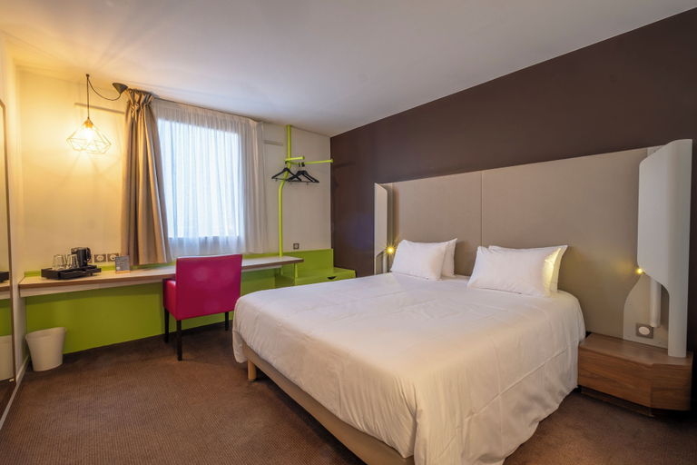 Bedroom 4, Campanile Roissy - Aéroport CDG - Le Mesnil Amelot, Seine-et-Marne