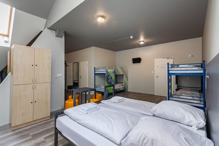 Bedroom 4, a&o Leipzig Hauptbahnhof, Leipzig