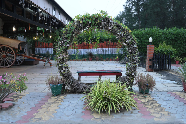 Exterior & Views 2, Spree One Resort And Convention Annavaram, East Godavari