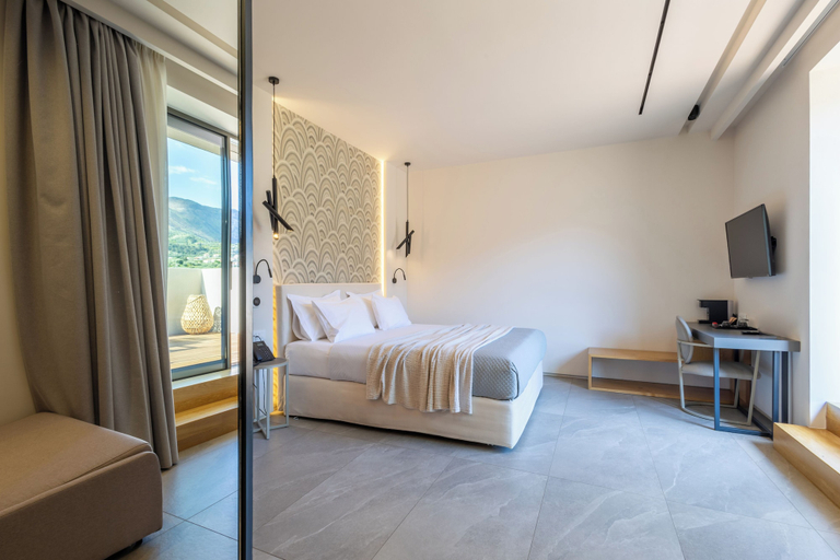 Bedroom 4, Alissachni SeaSide Hotel, Peloponnese