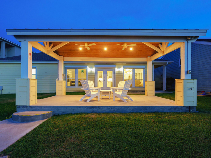 Exterior & Views, The Castaway by Miss Kitty’s, Aransas