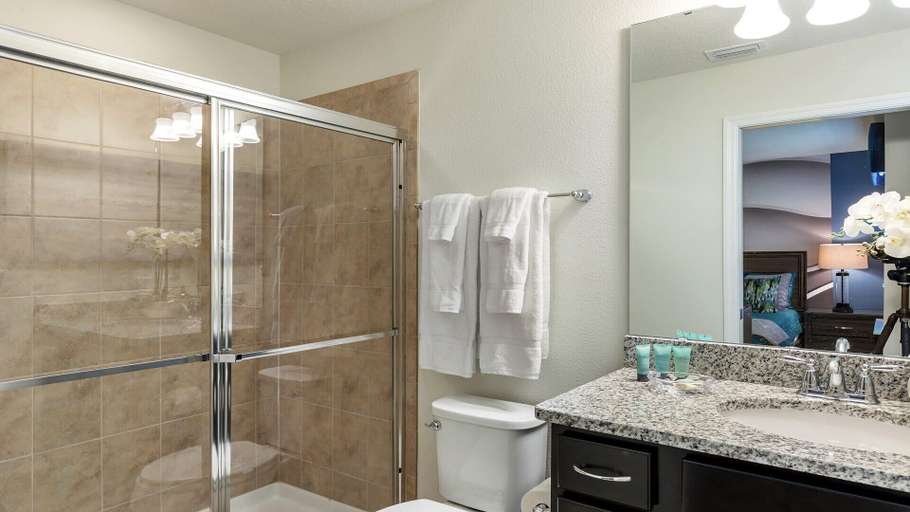 Bathroom 4, Special Offer Spacious Home With Pool!, Osceola