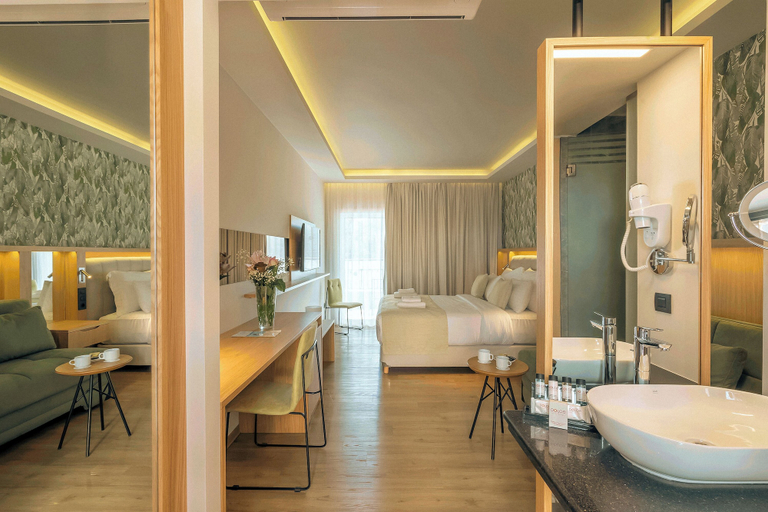 Bathroom 5, Zeus Dolce by Wyndham Athens, Attica