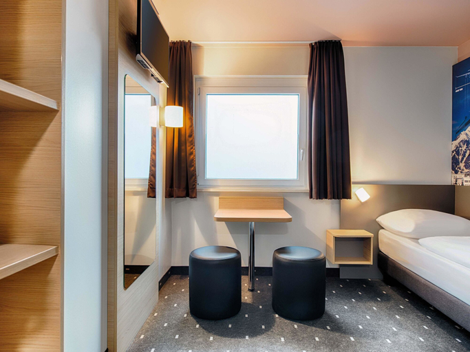 Bedroom 4, B&B Hotel München-Airport, Freising