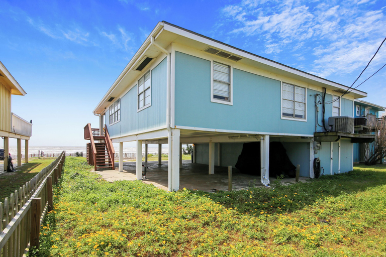 Exterior & Views 1, Bermuda Beachfront by Ryson Vacation Rentals, Galveston