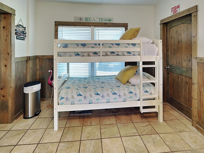 Bedroom 3, Sea Breeze Escape by Silver Sands Vacation Rentals, Nueces