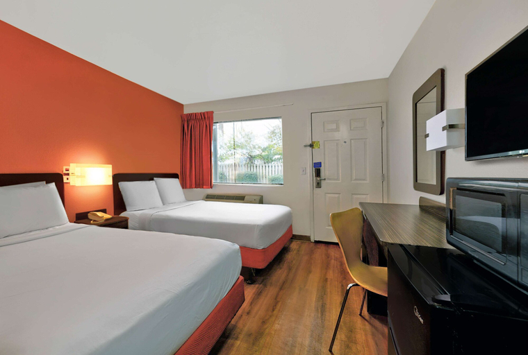 Bedroom 3, Motel 6 Columbus, GA, Muscogee