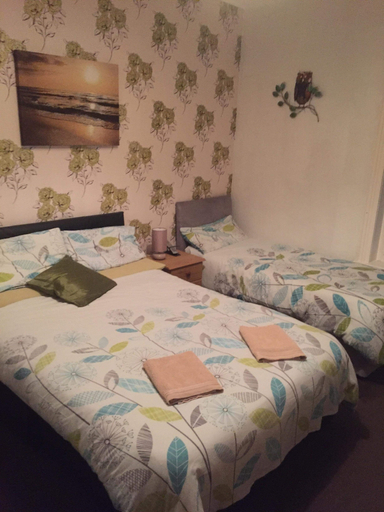 Bedroom 5, The Franklyn Hotel, Blackpool