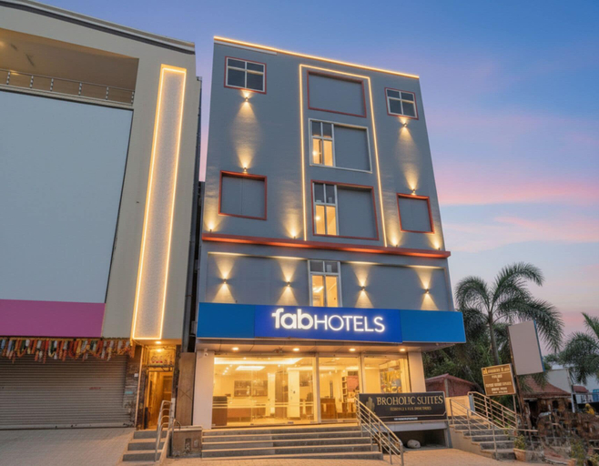Exterior & Views 2, FabHotel Broholic Suites, Hyderabad