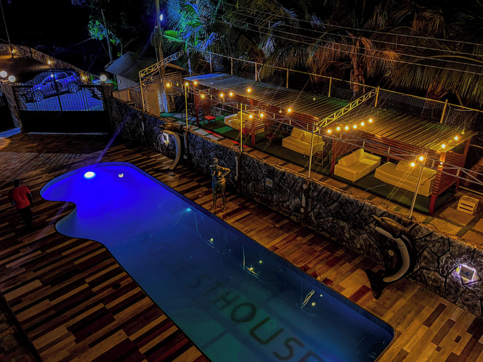 Food & Drinks 5, RK Italian Boy Hotel, Tema