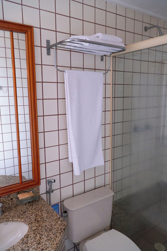Bathroom 5, New Life Piracicaba by Atlantica, Piracicaba