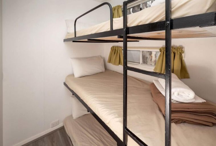 Bedroom 3, BIG4 Mannum Holiday Park, Mid Murray