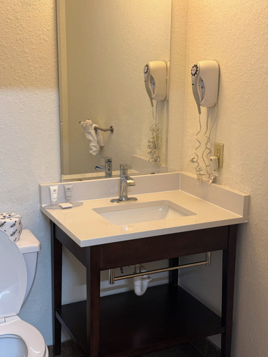 Bathroom 3, Sandalwood Studios & Suites, Scott