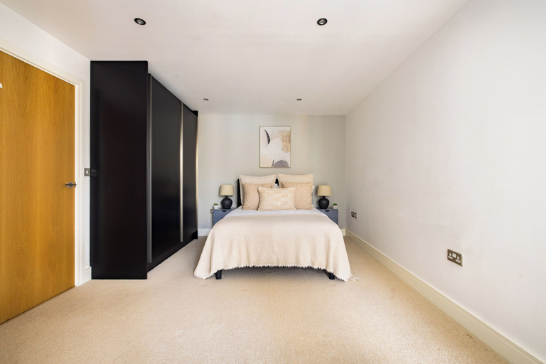 Bedroom, Modern 1 bed flat in Greenwich, London