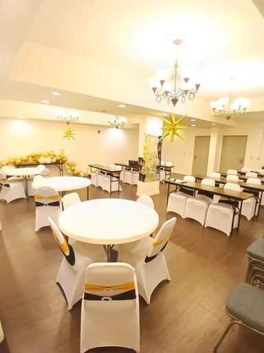 Food & Drinks 5, Comfort Suites Jacksonville Airport, Duval