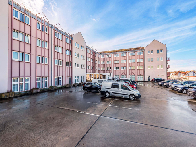 Exterior & Views 2, B&B HOTEL Rastatt, Rastatt
