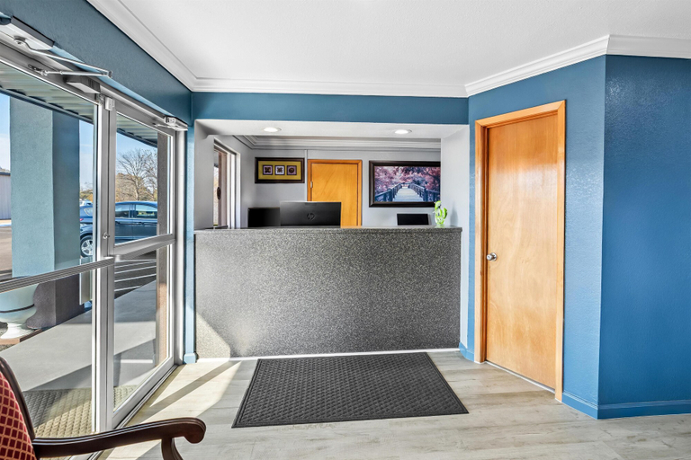 Others 5, Americas Best Value Inn Indianola, Sunflower