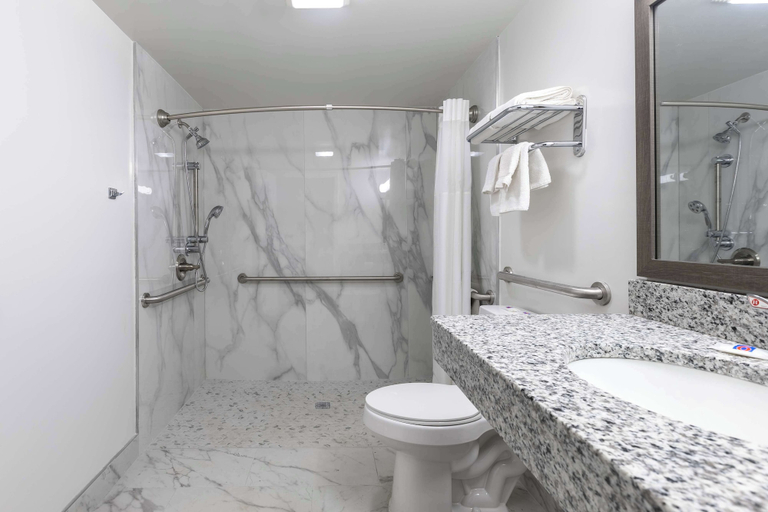 Bathroom 4, Studio 6 Hickory, NC, Catawba