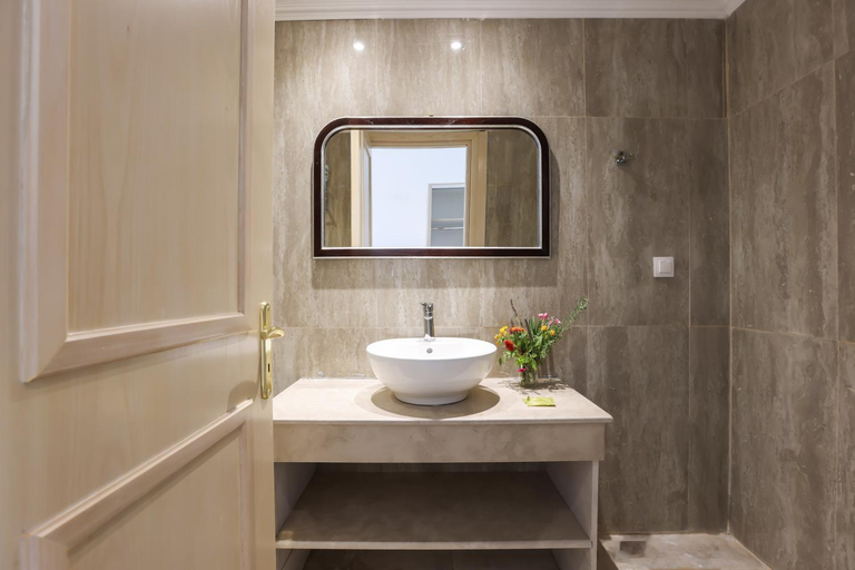 Bathroom 4, CNic Paleo ArtNouveau, Ionian Islands