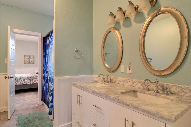 Bathroom 3, Cake by the Ocean by Silver Sands Vacation Rentals, Nueces