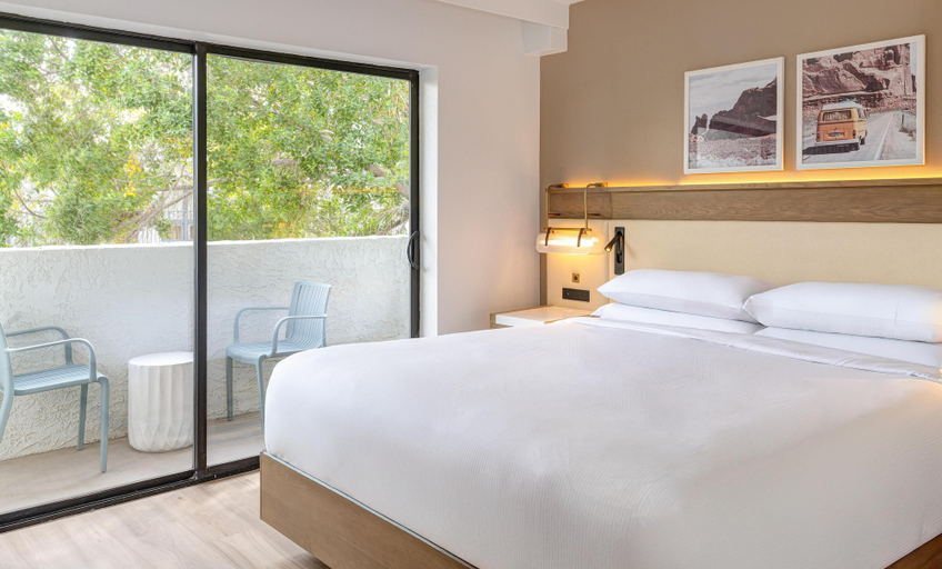 Bedroom 3, Hilton Phoenix Resort at the Peak, Maricopa