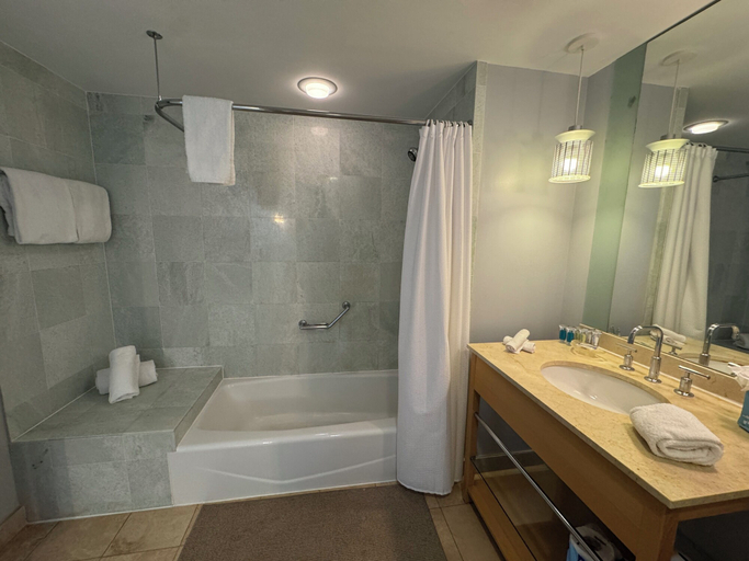 Bathroom 4, Marenas Beach Resort, Miami-Dade