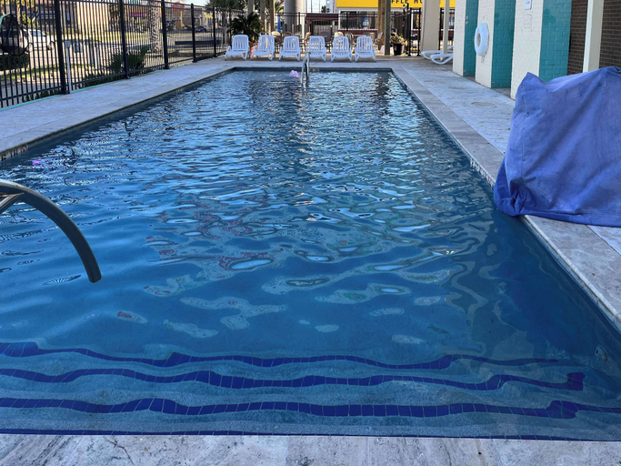 Sport & Beauty, Motel 6 Galveston, TX - Beach/Seawall, Galveston