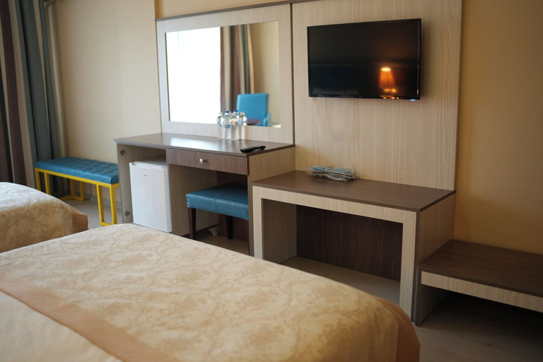 Bedroom 5, Burgaz Resort Aquapark Hotel, Lüleburgaz