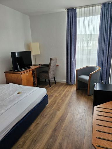 Bedroom 3, Concorde Hotel Siegen, Siegen-Wittgenstein
