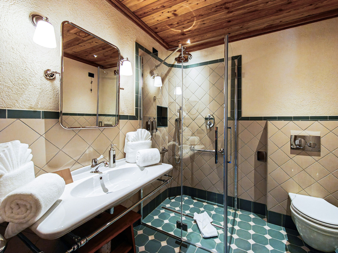 Bathroom 5, Hotel Breithorn, Aosta