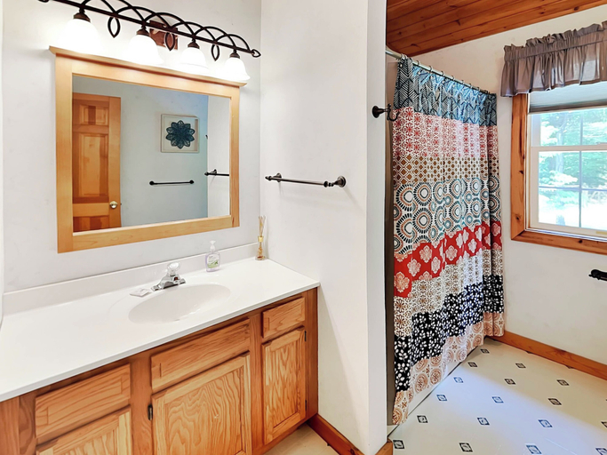 Bathroom 3, Wander Through the Woods by Taylor Made Deep Creek, Garrett