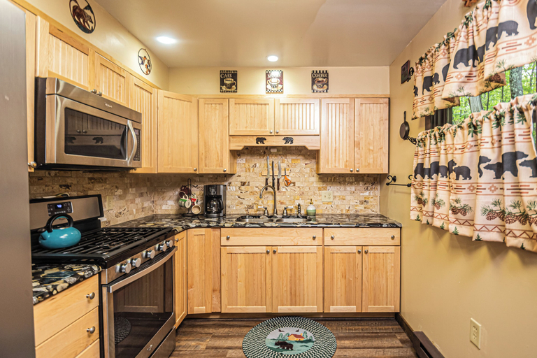 Others 1, Woodside Retreat by Taylor Made Deep Creek, Garrett