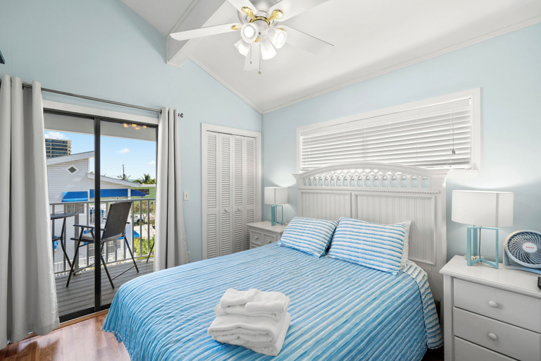 Bedroom 2, Sunset Beach House by Distinctive Beach Rentals, Pinellas