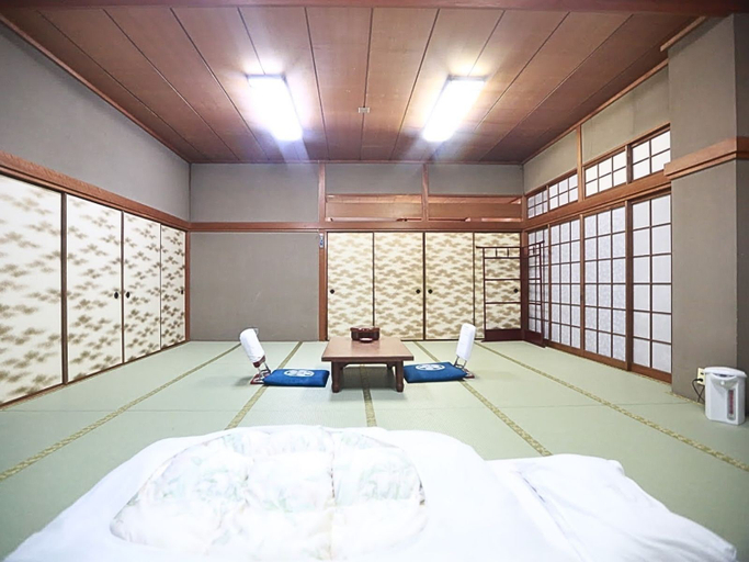 Bedroom 4, Kyoto Takao Kanko Hotel, Kyoto