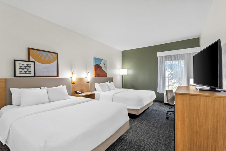 Bedroom 3, Spark by Hilton Bardstown, Nelson