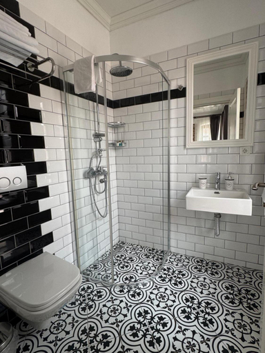 Bathroom, Vasiliki Konak, Bozcaada