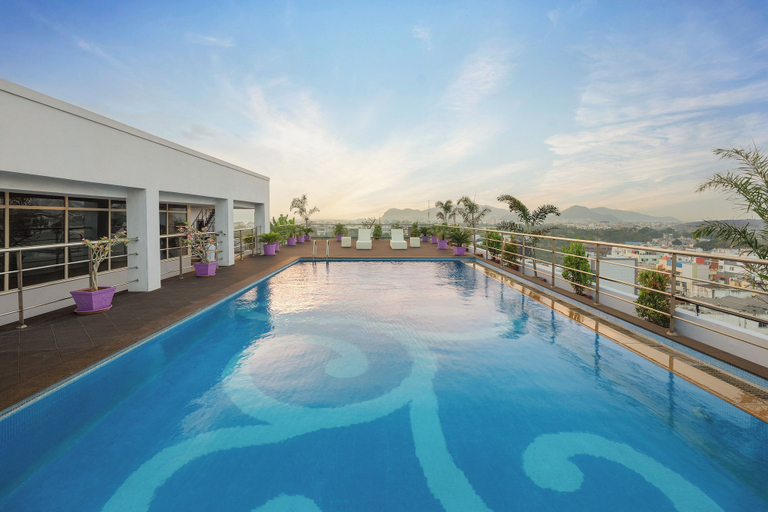 Sport & Beauty 2, Vivanta Vijayawada, MG Road, Krishna