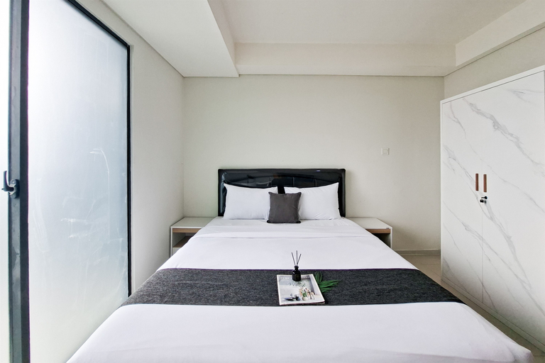 Bedroom 3, Restful Studio for 2 Pax at Daan Mogot City Apartment By Travelio, Jakarta Barat