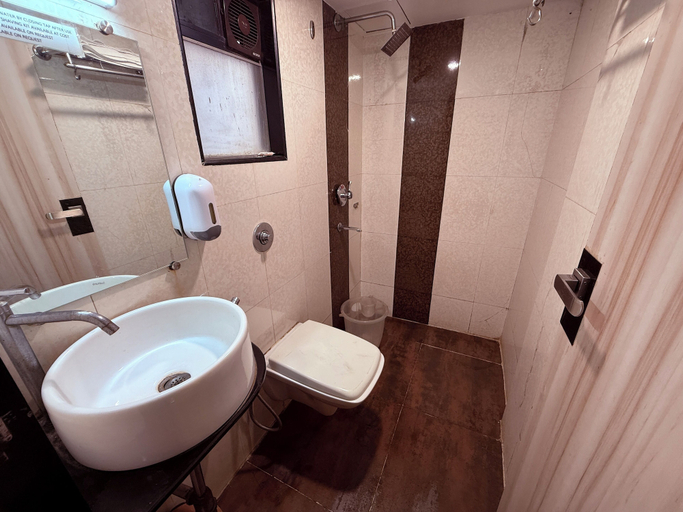 Bathroom 4, Hotel Alka Residency, Thane
