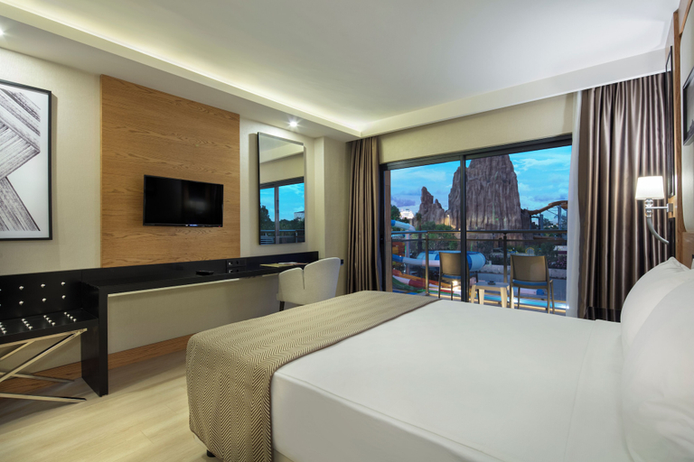 Bedroom 4, Aydinbey Queen's Palace & Spa - Ultra All Inclusive, Serik