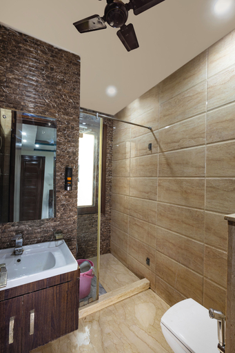 Bathroom 5, The Bed and Rock, Delhi