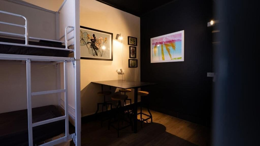 Bedroom 3, Brisbane Quarters, Spring Hill
