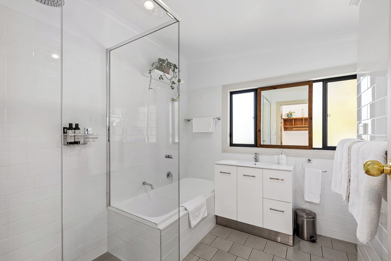 Bathroom 3, The Other House, Adelaide