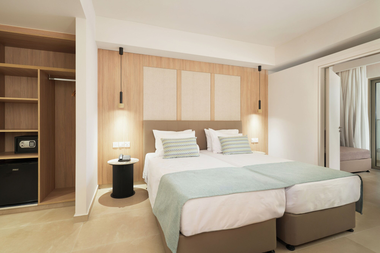 Bedroom 2, Maris Grand Waterpark Resort