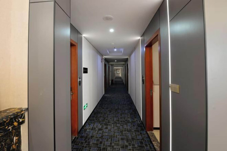 Others 5, Hongye Holiday Hotel, Zhaotong