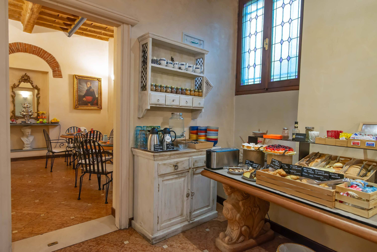 Food & Drinks 5, Porta Faenza Hotel, Florence